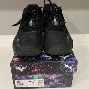 Men’s size 10 puma MB1 puma black on black melo shoes